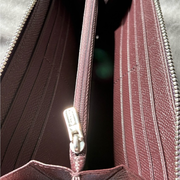 Coach Metallic Purple Zip Wallet - Picture 3 of 8